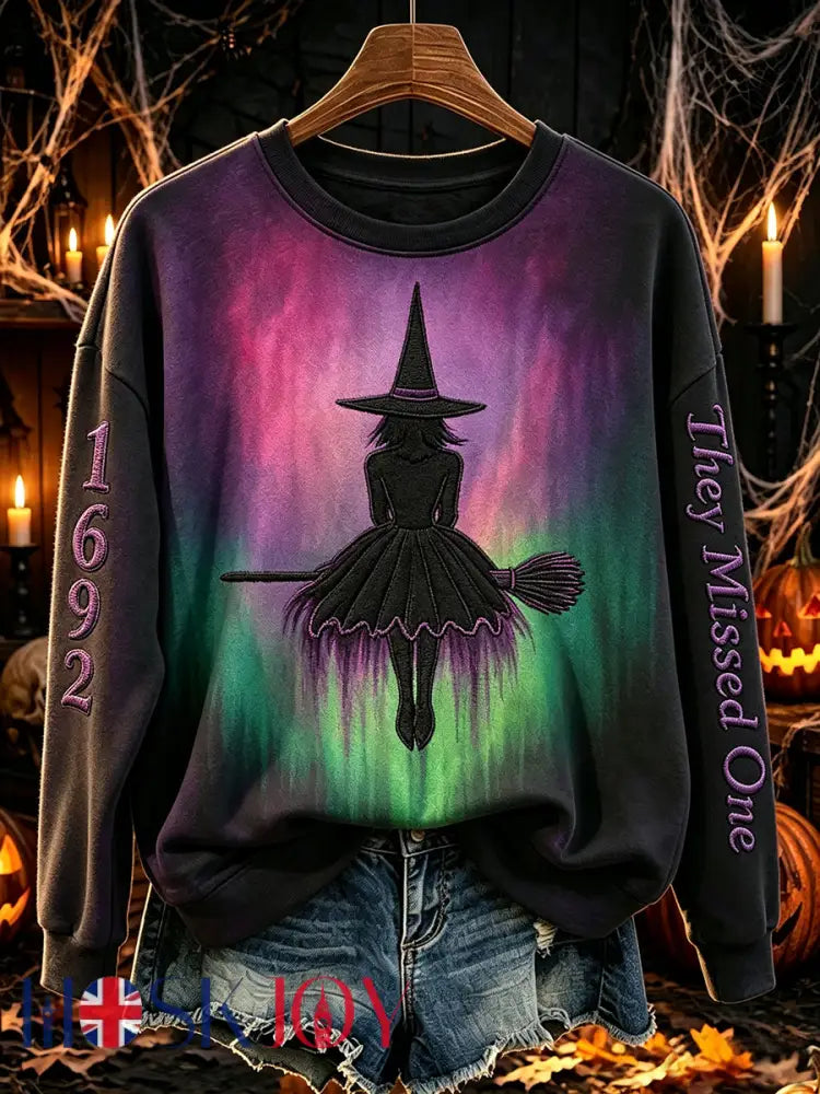 Women’s 1692 They Missed One Witch Print Vintage Comfy Sweatshirt - Deep Purple / S