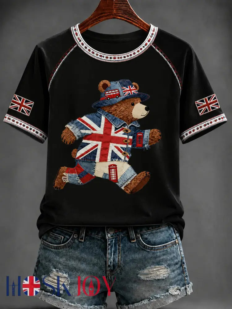 Women’s British Style Printed V-neck T-shirt - Black / S