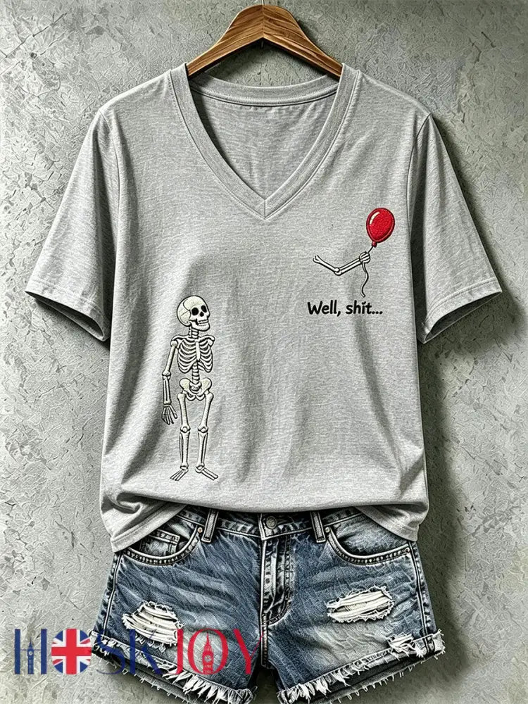 Women’s Gothic Skull T-Shirt - Light Gray / S