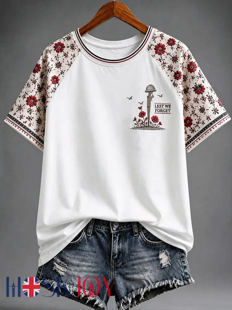 Women’s Lest We Forget Print T-shirt - White / S