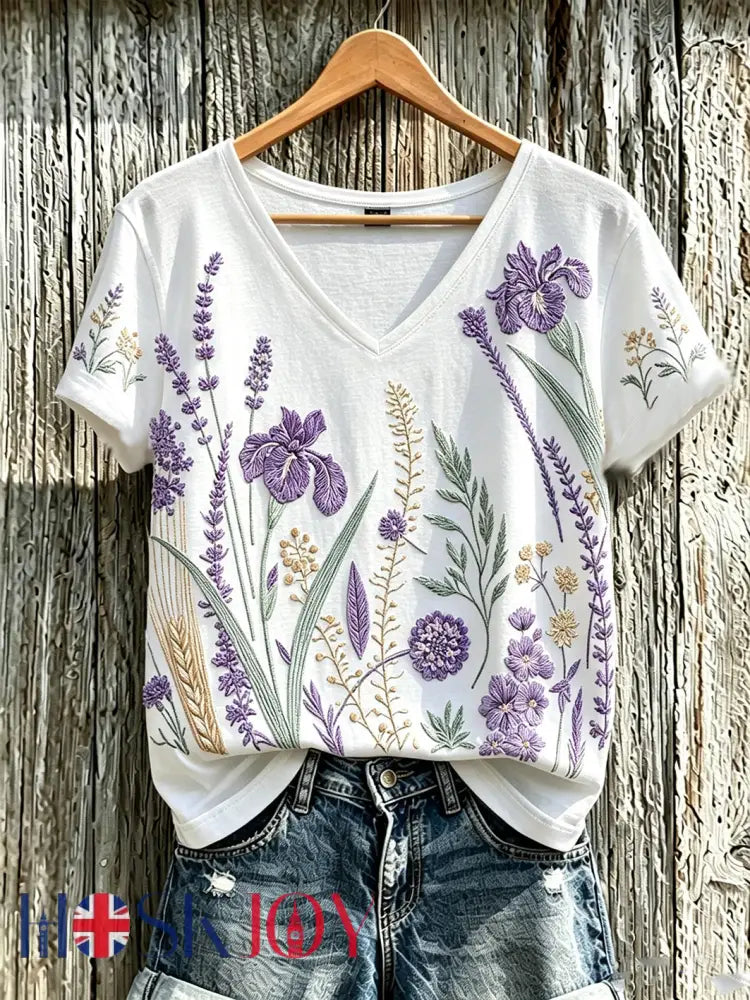 Women’s purple plant flower pattern printed casual T-shirt - White / S